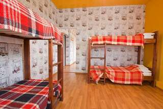 Хостелы Хостел Центр Винница Кровать в общем номере для мужчин-2